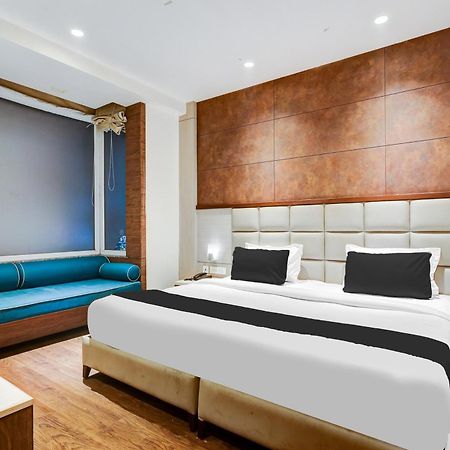Super Townhouse Chhatarpur Near Metro Park New Delhi Exterior foto